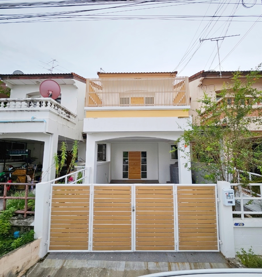 For RentTownhouseRattanathibet, Sanambinna : #Rent a house in Nonthaburi #Townhouse for rent in Nonthaburi 24 sq m.