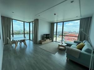 For RentCondoBang Sue, Wong Sawang, Tao Pun : 333 Riverside , fully furnished, corner room, 94 square meters.