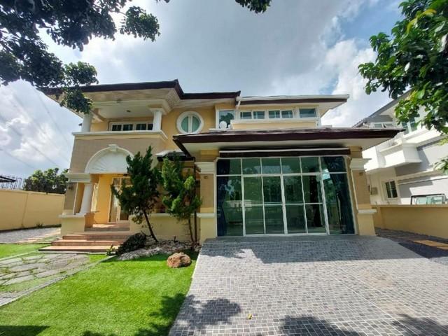 For RentHousePattanakan, Srinakarin : CS58 2-story detached house for rent, Nantawan Village, Suan Luang, Chaloem Phrakiat Rama 9 Road, Soi 62.