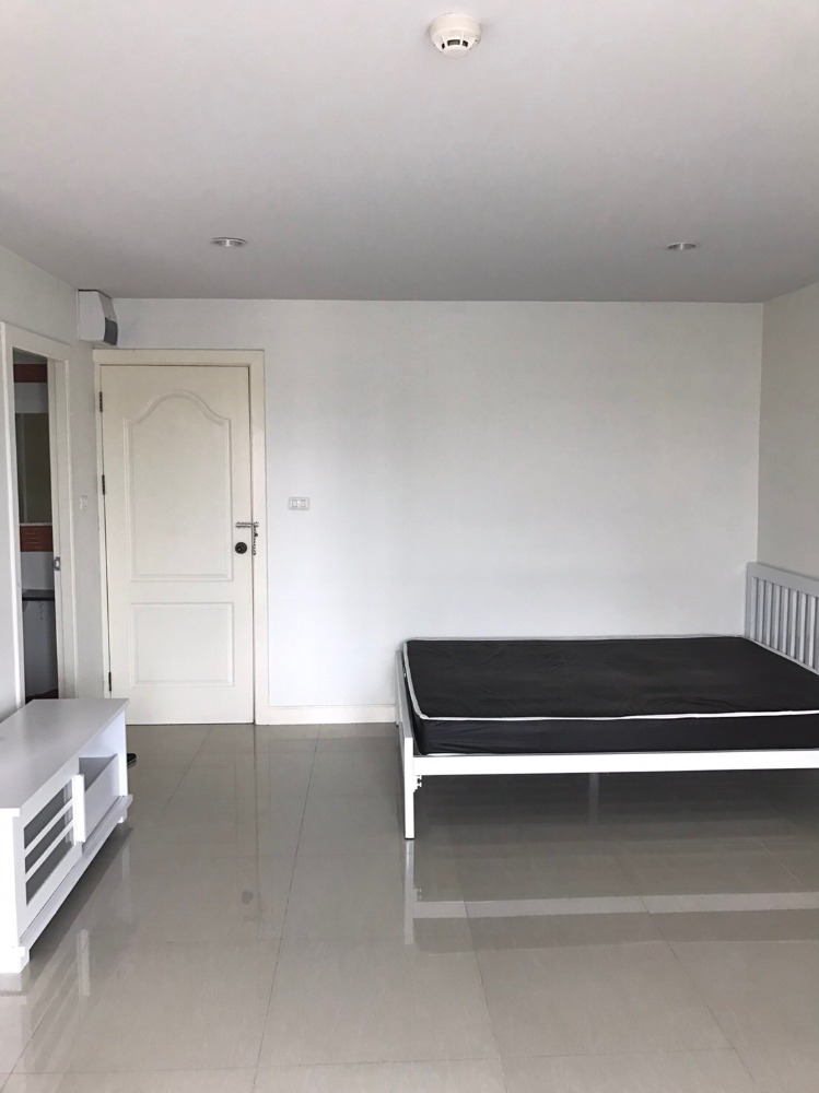 For SaleCondoKasetsart, Ratchayothin : Condo for sale, Regent Home 16, Phaholyothin 67, BTS Sai Yud, beautiful room, corner room