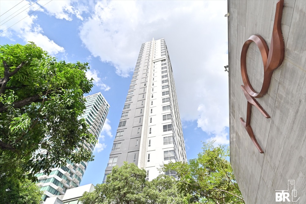 For SaleCondoSukhumvit, Asoke, Thonglor : ❤️Special Price❤️For Sale Condo HQ by Sansiri. 1 Bed 1 Bath, 50.89 sq.m. Beautiful fully-furnished. Luxurious condo near the BTS Thonglor