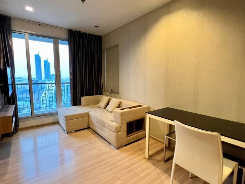 For SaleCondoSathorn, Narathiwat : ( U20230822300 )🔥 HOT DEAL 🔥 FOR SELL Rhythm Sathorn , 1 bedroom 45 Sq.M, River View✨