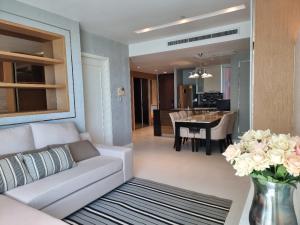 For RentCondoWitthayu, Chidlom, Langsuan, Ploenchit : Rent a luxury condominium in classic style, MANHATTAN CHIDLOM (Manhattan Chidlom).