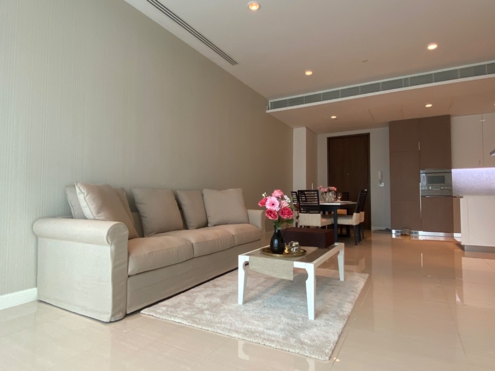 For SaleCondoWitthayu, Chidlom, Langsuan, Ploenchit : Sale/Rent 185 Rajadamri, 2 bedrooms near BTS Ploenchit.