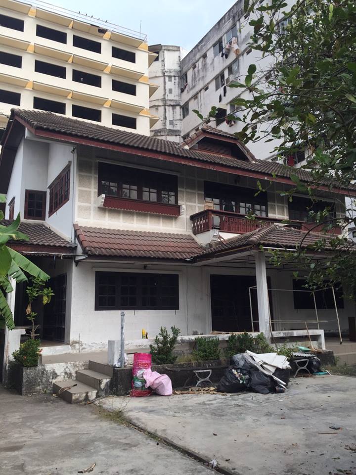 For SaleHousePattanakan, Srinakarin : Land for sale plus house in Soi Wachiratham Sathit 58, Sukhumvit 101/1