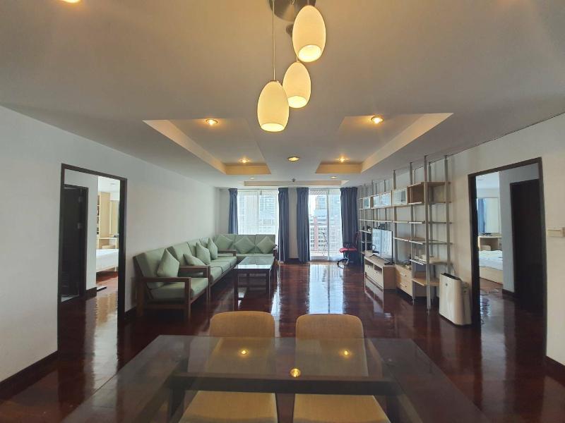 For SaleCondoWitthayu, Chidlom, Langsuan, Ploenchit : Condo For Sale Urbana Langsuan 3 Bedroom 3 Bathroom 171 sqm