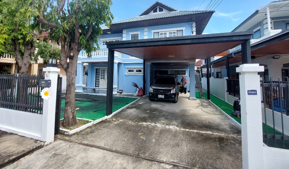 For RentHouseRattanathibet, Sanambinna : 2-story detached house for rent, 64 sq m, Rattanathibet Road (Tha It), near MRT Sai Ma, for rent 25,000 /month.