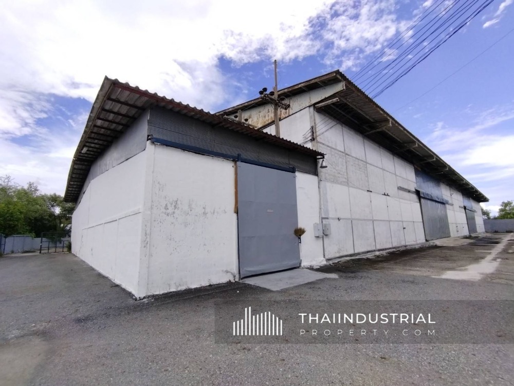 For RentFactoryChachoengsao : Factory or Warehouse 1,832 sqm for RENT at Tha Kham, Bang Pakong, Chachoengsao/ 泰国仓库/工厂，出租/出售 (Property ID: AT1129R)