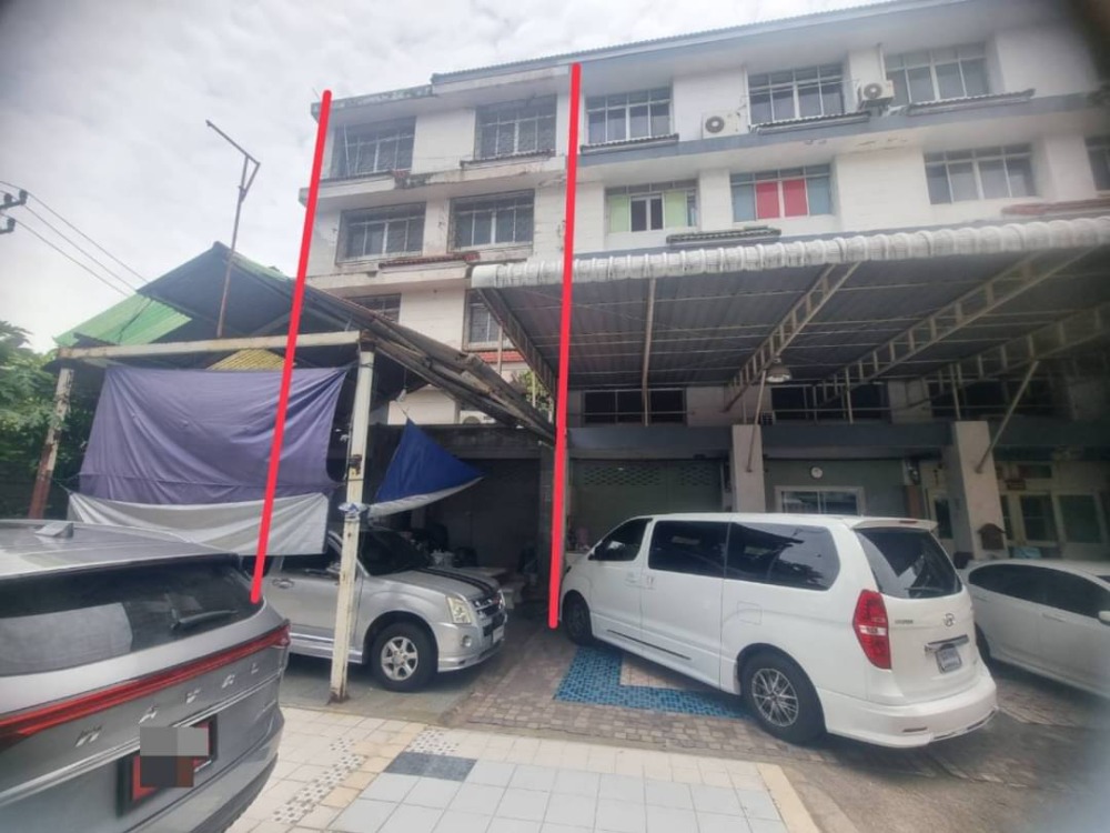 For SaleShophouseRama5, Ratchapruek, Bangkruai : Sell and rent a commercial building, 2 booths, 4.5 floors, 44.8 sq m., between Soi Ngamwongwan 6 intersection 21,23 with parking.