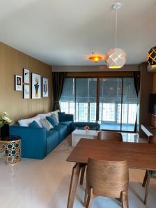 For SaleCondoWongwianyai, Charoennakor : Condo Ideo Sathorn-Taksin , near BTS, fully furnished, corner room 80 sq m.