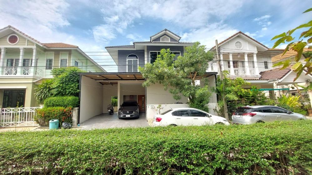 For SaleHouseLadkrabang, Suwannaphum Airport : Beautiful semi-detached house for sale 57 Wa Prawet Soi Kanchanaphisek 36 (N.723)