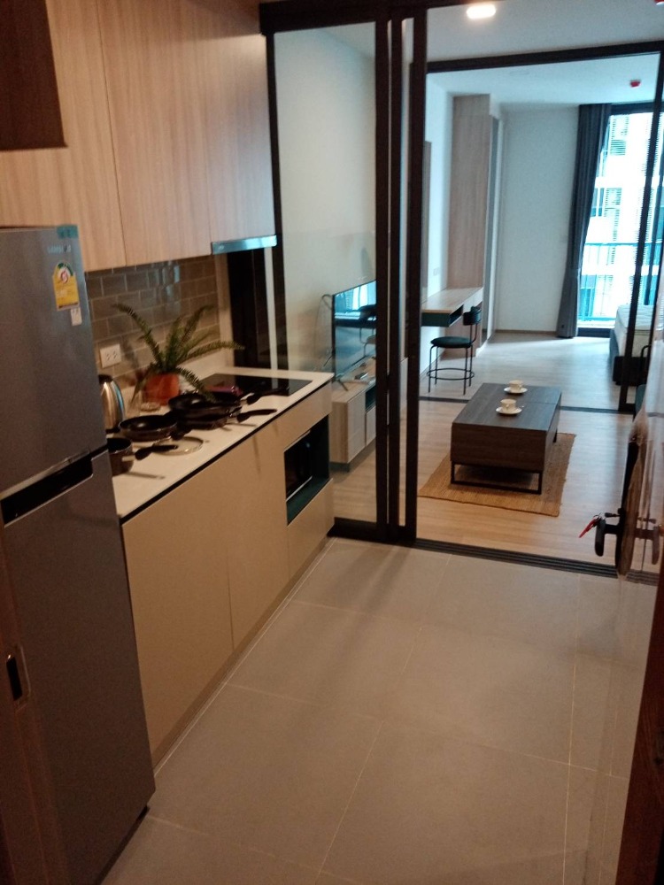 For RentCondoRatchathewi,Phayathai : XT Phayathai 40.5 sq.m. Sell & Rent Eng 中 日 Please add LINE ID @806qphgn o8415o5483