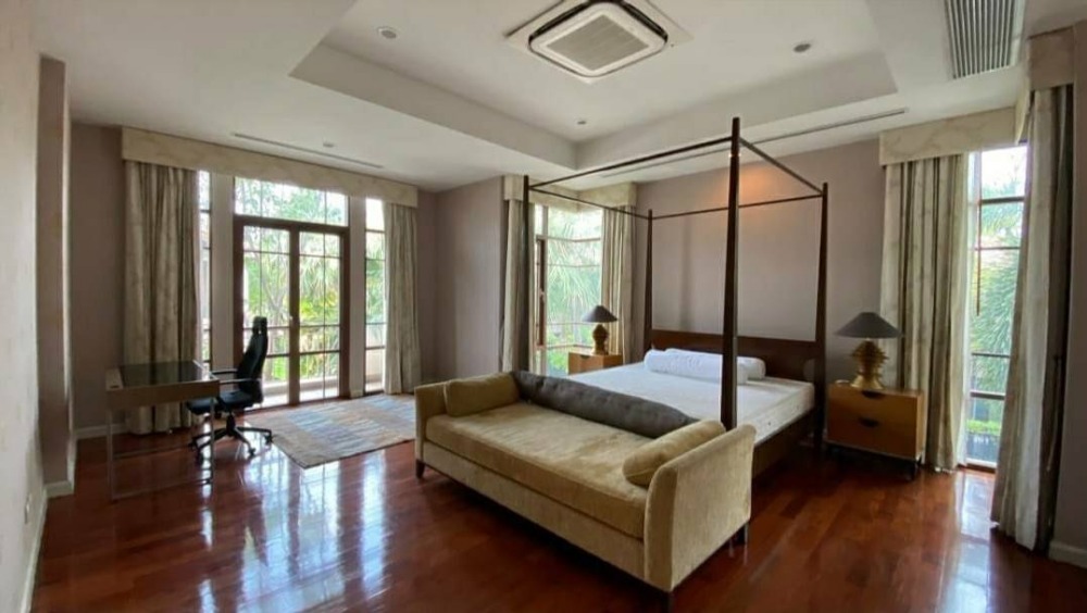 For SaleHouseOnnut, Udomsuk : ● Luxury house ●  2-story detached house, 110.00 sq.w. | 4 bedrooms swimming pool | Near BTS Phra Khanong Station 2 mins, Sukhumvit Hospital 4 mins, Gateway Ekamai 4 mins