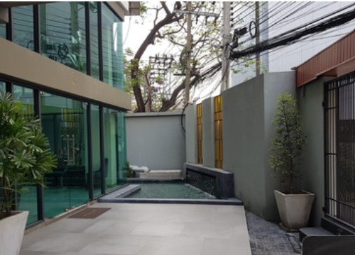 ให้เช่าคอนโดสุขุมวิท อโศก ทองหล่อ : Mirage 35 sq.m. Rent & Sell Eng 中 日 Please add LINE ID @806qphgn o8415o5483