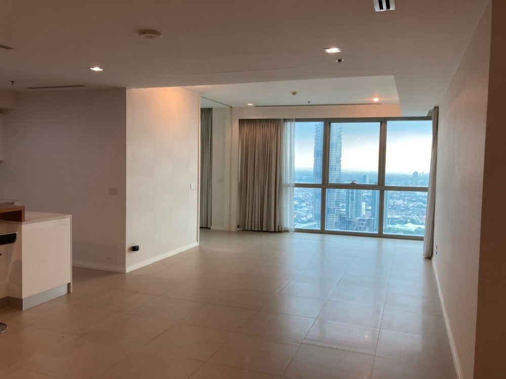 For SaleCondoWongwianyai, Charoennakor : ♦ High floor ♦ 55+ Floor 120.57 sq.m. | 2 Beds, Chao Phraya river view | Condo near ICONSIAM 3 mins., BTS Taksin 3 mins.