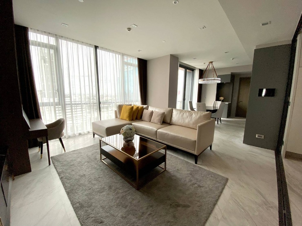 For RentCondoSukhumvit, Asoke, Thonglor : ♦ Modern Luxury ♦ 10+ Floor 125.20 sq.m. 2 Beds | Condo Near J Avenue Thonglor 2 mins., BTS Thonglor 5 mins. and Donki Mall 7 mins.