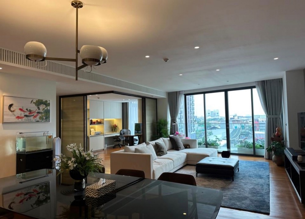 For SaleCondoSukhumvit, Asoke, Thonglor : ♦ Timeless Luxury ♦ 05+ floor 180.80 sq.m. | 2 beds 2 baths | near J Avenue Thonglor 2 mins, Villa Market 3 mins, theCOMMONS 3 mins