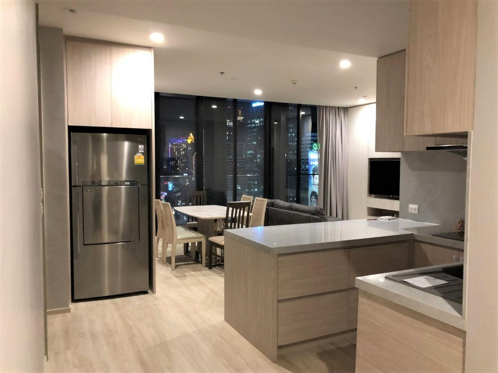 For RentCondoWitthayu, Chidlom, Langsuan, Ploenchit : ♦ Combine 3 Beds ♦ C Tower, 15+ Floor Type B01+A02 | 143.76 sq.m. 3 beds | Condo skywalk connect to BTS ploenchit and Central Embassy.