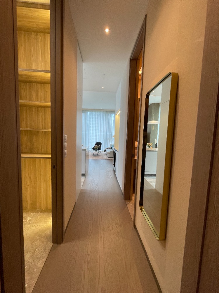 For SaleCondoWitthayu, Chidlom, Langsuan, Ploenchit : Condo for sale, Scope Langsuan, 12th floor, size 1 bedroom, 2 bathrooms, usable area 83.00 sq m, fully furnished with electrical appliances, ULTIMATE CLASS condo on Langsuan Road, convenient travel, near BTS Chidlom.