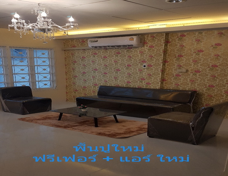 For SaleTownhouseRattanathibet, Sanambinna : 3 floors, 4 bedrooms, house for sale, Soi Rewadi, Rattanathibet Road, close to Central. Near Rattanathibet and Tiwanon BTS.