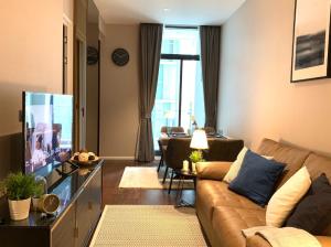 ให้เช่าคอนโดสุขุมวิท อโศก ทองหล่อ : Fully Furnished 1 Bed Condo for Rent!