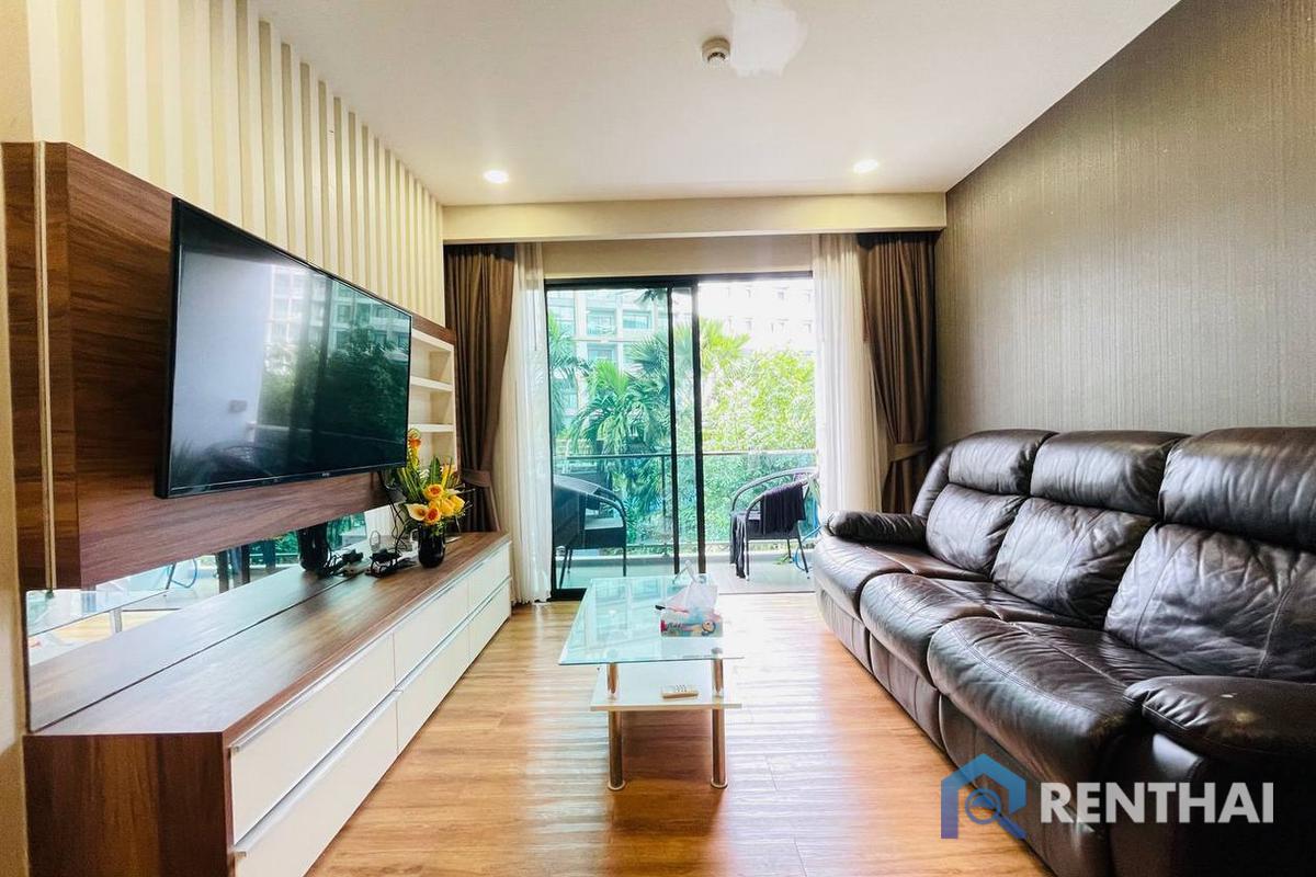 For SaleCondoPattaya, Bangsaen, Chonburi : Pattaya's Dusit Grand Park Condo With Pool View