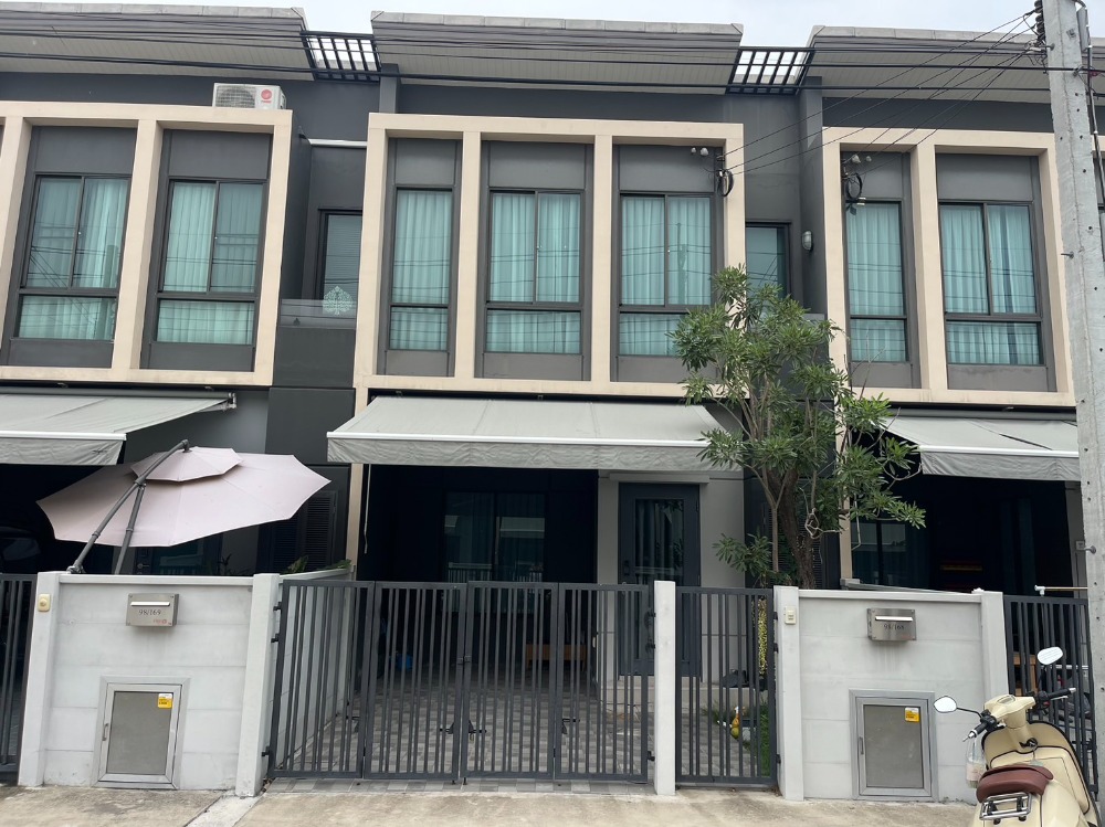 For SaleTownhouseSamut Prakan,Samrong : Best price in the project ✨ Townhome Pleno Sukhumvit - Bangna / 3 bedrooms (for sale), Pleno Sukhumvit - Bangna / Townhome 3 Bedrooms (FOR SALE) CJ262