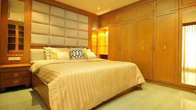 For SaleCondoRatchadapisek, Huaikwang, Suttisan : Condo For Sale Ratchada City 18 2 Bedroom 2 Bathroom 85 sqm