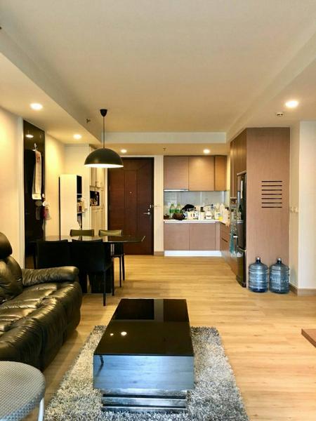 For SaleCondoWitthayu, Chidlom, Langsuan, Ploenchit : Condo For Sale The Rajdamri 1 Bedroom 1 Bathroom 67 sqm