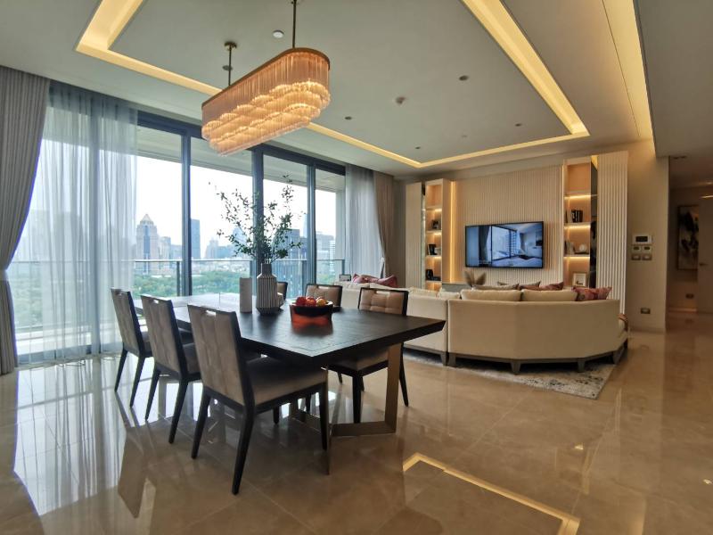 For SaleCondoWitthayu, Chidlom, Langsuan, Ploenchit : Condo For Sale The Residences at Sindhorn Kempinski Hotel Bangkok 3 Bedroom 3 Bathroom 216.13 sqm