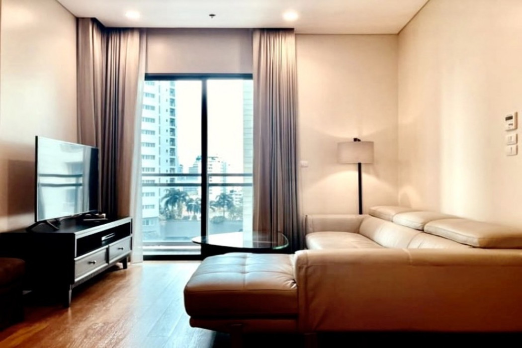 For SaleCondoSukhumvit, Asoke, Thonglor : Code C20230900449....Bright Sukhumvit 24 sale with tenant, 1 bedroom, 1 bathroom, furnished, Special Deal!!