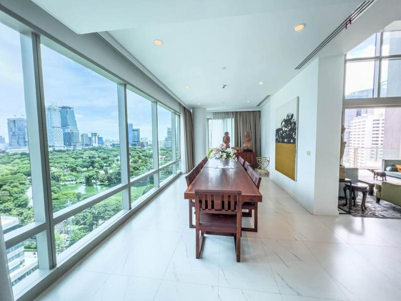 For RentCondoWitthayu, Chidlom, Langsuan, Ploenchit : For Rent 185 Rajadamri 5 Bedroom 6 Bathroom 349.11 sqm