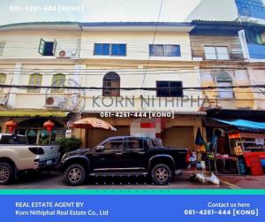 For RentShophouseYaowarat, Banglamphu : Commercial building for rent, 2 units, 3 floors, Yaowarat area, good location, tourist area and street food.