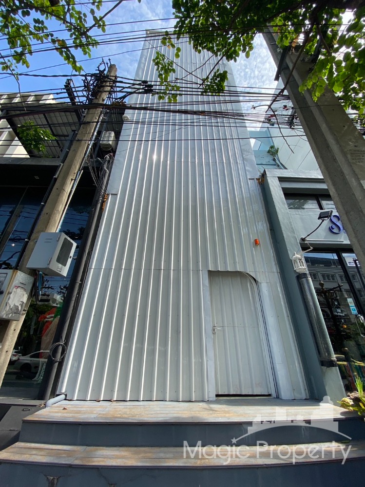 For SaleShophouseSukhumvit, Asoke, Thonglor : Commercial Building For Sale in Thonglor Sukhumvit 55, Watthana, Bangkok