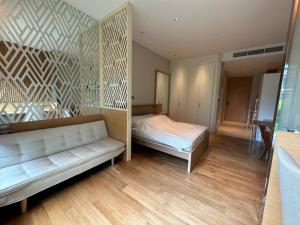 For RentCondoWitthayu, Chidlom, Langsuan, Ploenchit : Ready to Move In! Fully Furnished 1 Bed Condo for Rent!