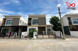 For SaleTownhousePathum Thani,Rangsit, Thammasat : 2-story townhome for sale, corner unit, The Connect 49, Phahonyothin Road.