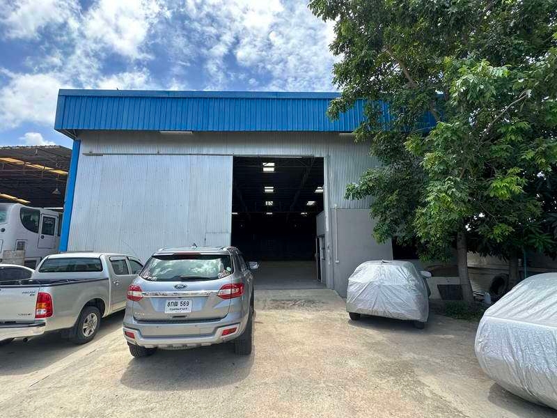 ให้เช่าโกดัง ห้องเก็บของปทุมธานี รังสิต ธรรมศาสตร์ : For Rent Pathum Thani Warehouse Tiwanon Mueang Pathum Thani BRE20165