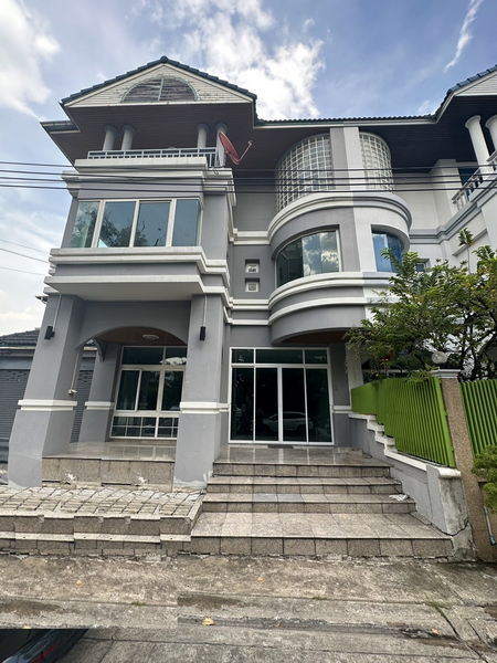 For RentTownhouseYothinpattana,CDC : For Rent Bangkok Town House Si Vara Wang Thonglang BRE20062