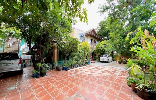 For SaleHouseOnnut, Udomsuk : LL52 for sale, 2-story detached house, area 200 sq m, Soi Phueng Mee 1, Sukhumvit 93 #The house has a good area/shady atmosphere.