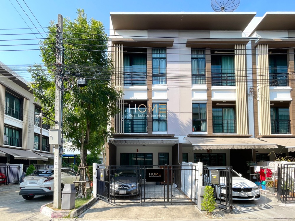 For SaleTownhouseThaphra, Talat Phlu, Wutthakat : Corner position ✨ Baan Klang Muang Kalpapruek / 3 bedrooms (for sale), Baan Klang Muang Kalpapruek / 3 Bedrooms (SALE) PUP367