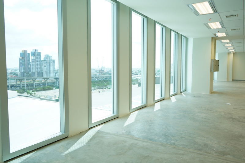 For RentOfficeBangna, Bearing, Lasalle : For Rent Bangkok Office Sukhumvit BTS Bang Na Bang Na BRE19203