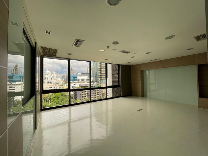 ให้เช่าสำนักงานสาทร นราธิวาส : For Rent Bangkok Office Silom BTS Chong Nonsi Bang Rak BRE18827