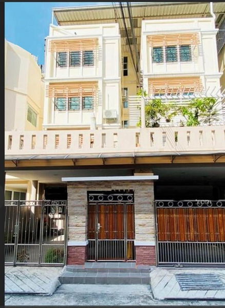 For SaleTownhouseOnnut, Udomsuk : For Rent Bangkok Town House Sukhumvit BTS Bang Chak Phra Khanong BRE18528