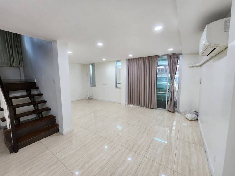 ให้เช่าโฮมออฟฟิศสุขุมวิท อโศก ทองหล่อ : For Rent Bangkok Home Office Sukhumvit BTS Ekkamai Watthana BRE18509