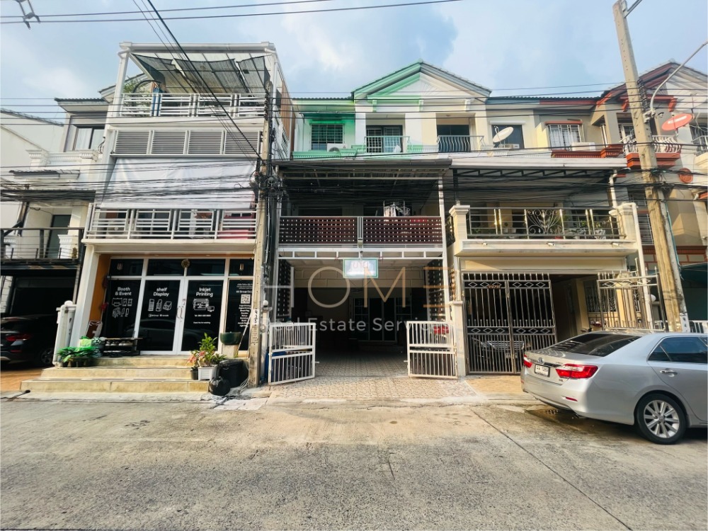 For SaleTownhouseRatchadapisek, Huaikwang, Suttisan : Townhome Baan Klang Muang Mengjai Ratchada 2 / 3 bedrooms (for sale), Baan Klang Muang Mengjai Ratchada 2 / Townhome 3 Bedrooms (FOR SALE) RUK633