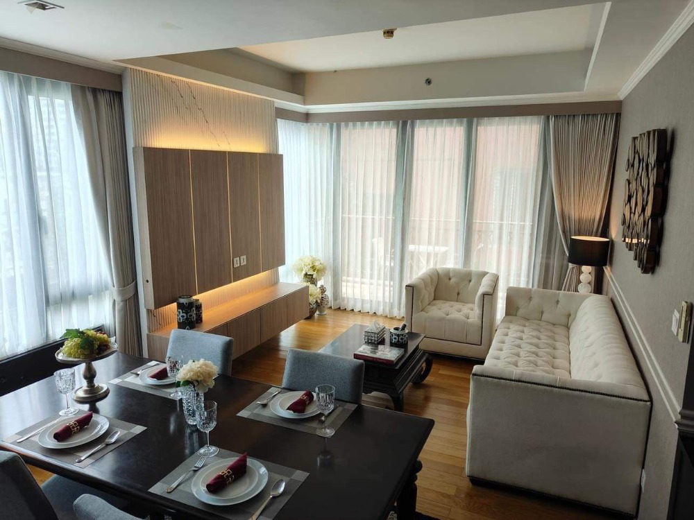 ขายคอนโดวิทยุ ชิดลม หลังสวน : For rent / sale 2 bedrooms near All seasons place, Central Chidlom