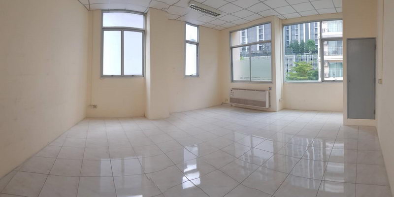 For RentOfficeOnnut, Udomsuk : For Rent Office Sukhumvit BTS Punnawithi Phra Khanong BRE5640