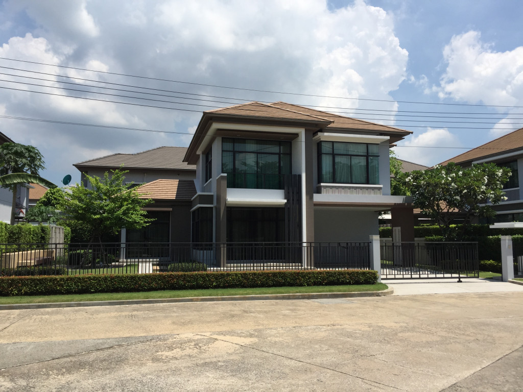 For RentHouseLadkrabang, Suwannaphum Airport : For Sale and Rent Single House The Grand Bangna Wongwaen Kanchanaphisek Road Prawet BRE7270