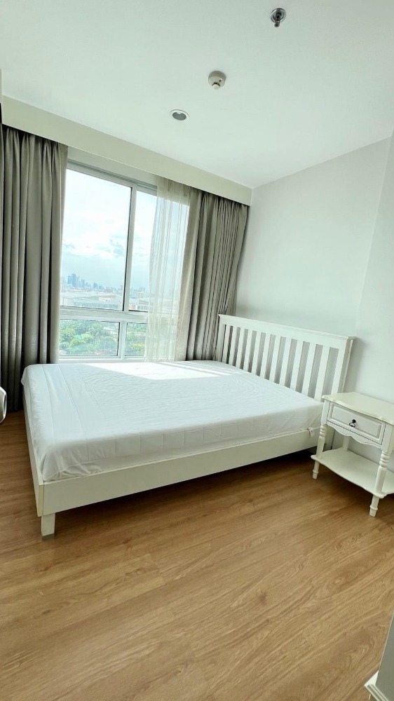 For RentCondoOnnut, Udomsuk : ★ The base sukhumvit 77★ 30 sq m., 12th floor (1 bedroom), near BTS On Nut★Near Chalong Rat Expressway ★Near many department stores and shopping areas ★Complete electrical appliances★