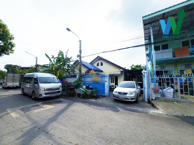 For SaleHouseSamut Prakan,Samrong : Selling cheaper than the market One-story house, good location, near Sikarin Hospital, near Mega Bangna, near Bang Kaeo Prachasan School. Near Suvarnabhumi Airport